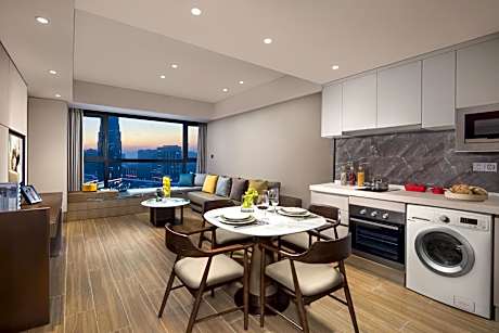 Two Bedroom Executive-4 breakfasts