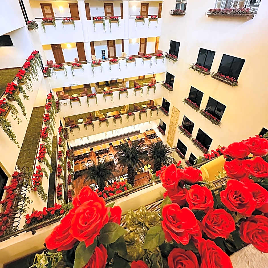 Harmoni Suites Hotel