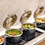 Atour Hotel Dalian Donggang Business District Gangwan Plaza