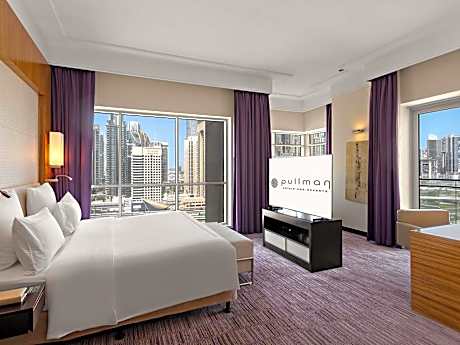 Deluxe King Room