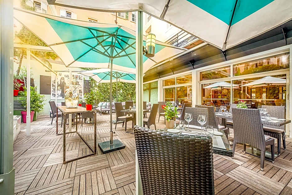 Hotel Montaigne And Spa