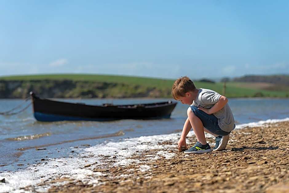 Moonfleet Manor - A Luxury Family Hotel