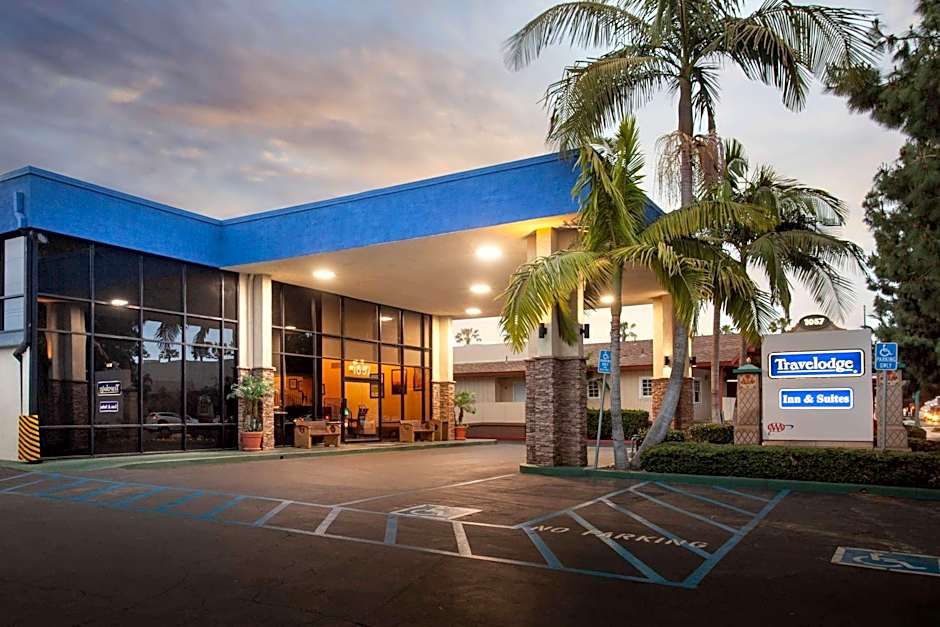 Travelodge Inn & Suites by Wyndham Anaheim on Disneyland Dr