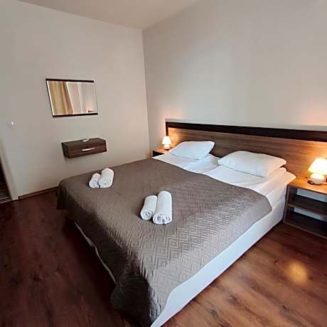 One-Bedroom Apartment with Balcony