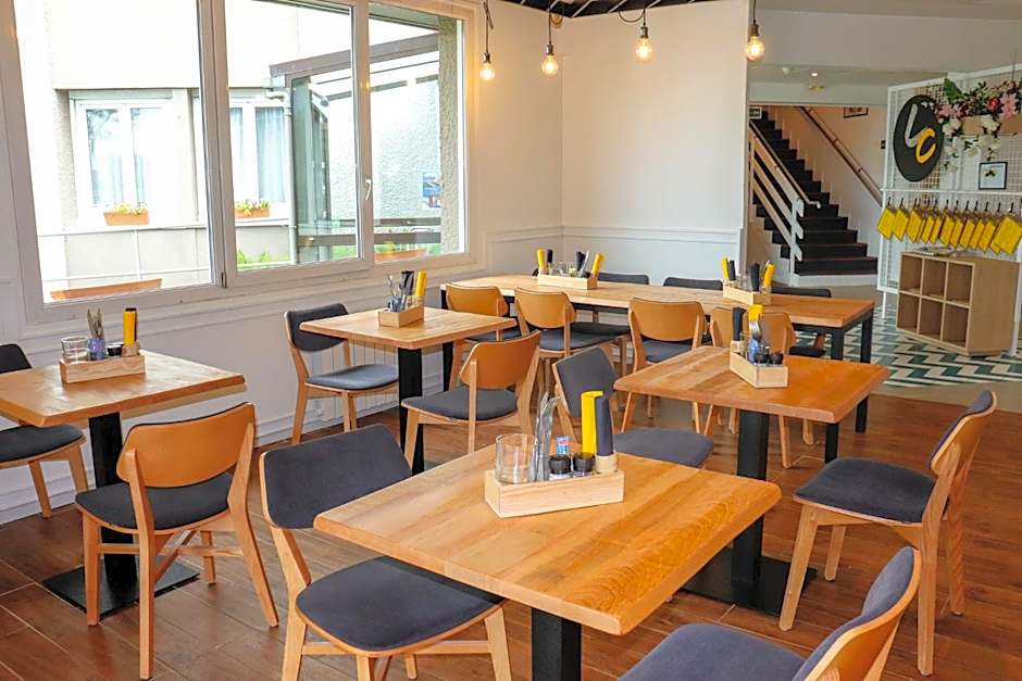 ibis Calais Car Ferry