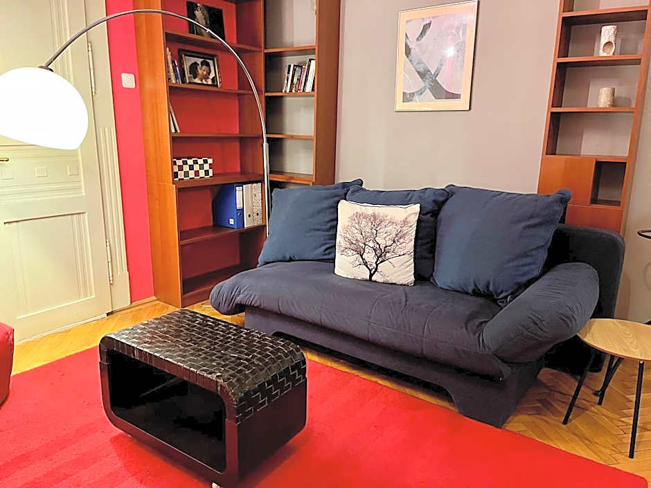 Zen Hostel by Central Market