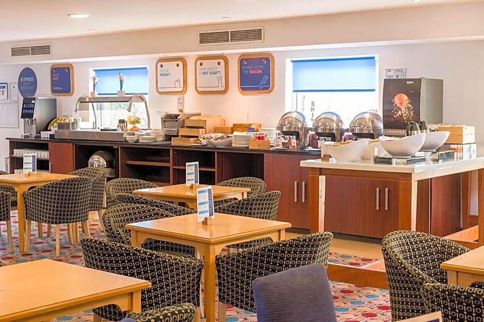 Holiday Inn Express Birmingham Star City By IHG