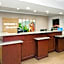Hampton Inn & Suites Alexandria