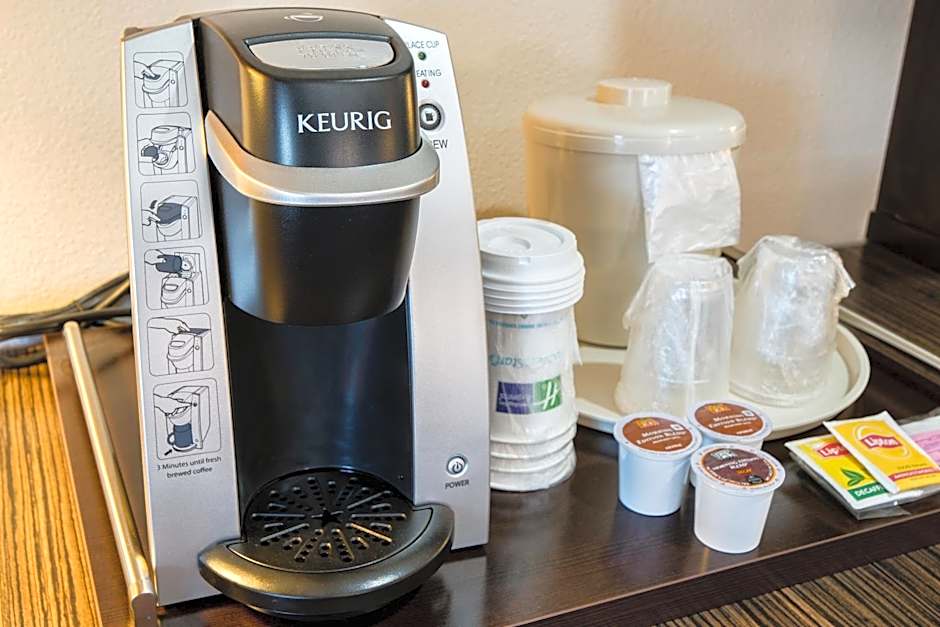 Holiday Inn Express Hotel & Suites Santa Clara By IHG