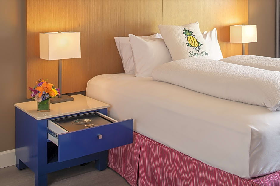 Staypineapple at Hotel Rose