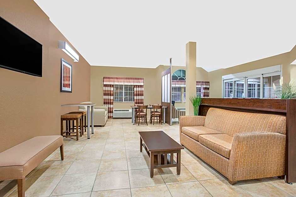 Microtel Inn & Suites By Wyndham Mansfield