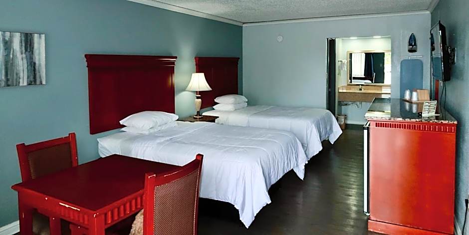 Quarters Inn & Suites