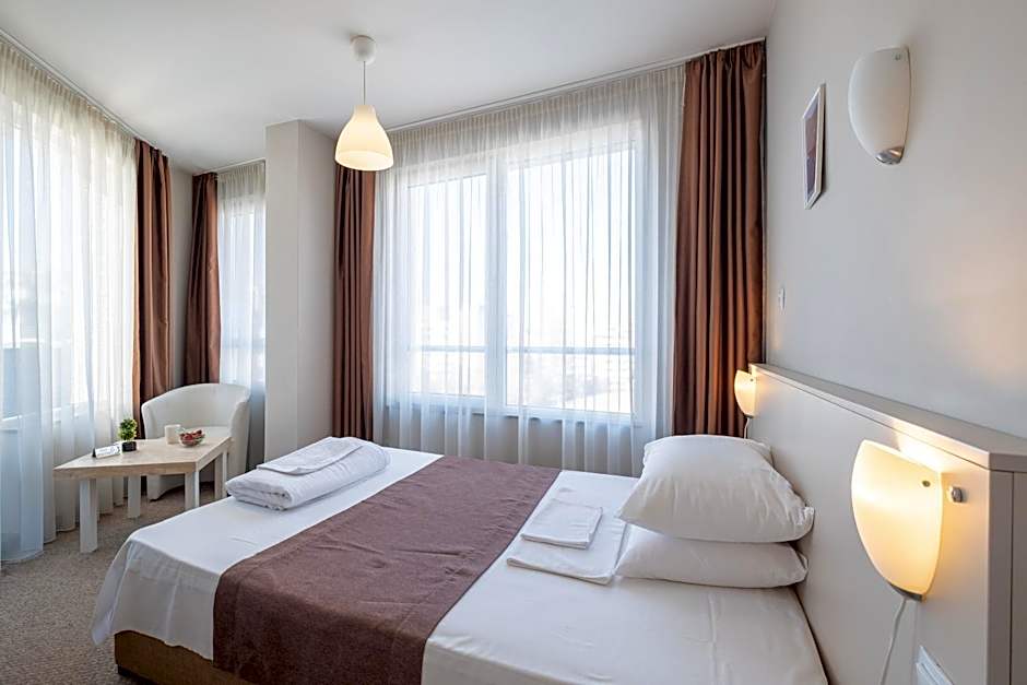 Blue Label Apart House