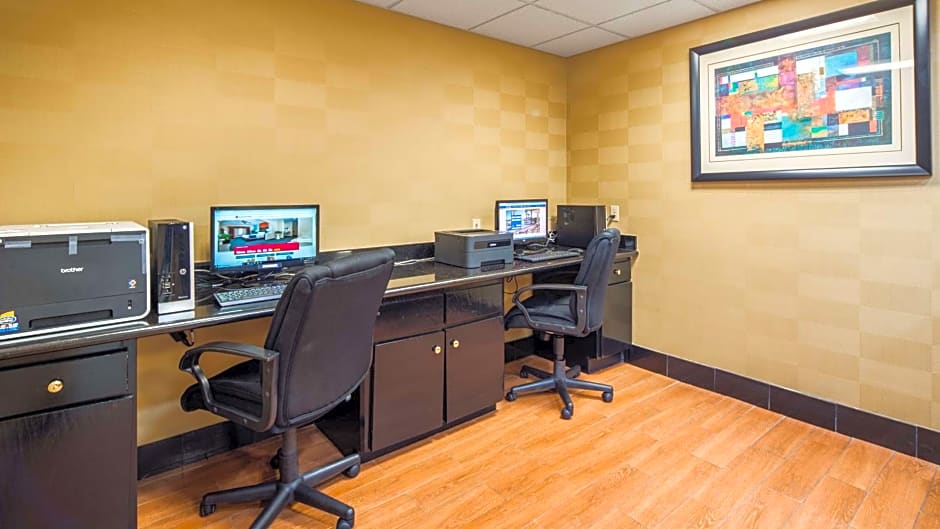 Best Western Plus Northwest Inn & Suites