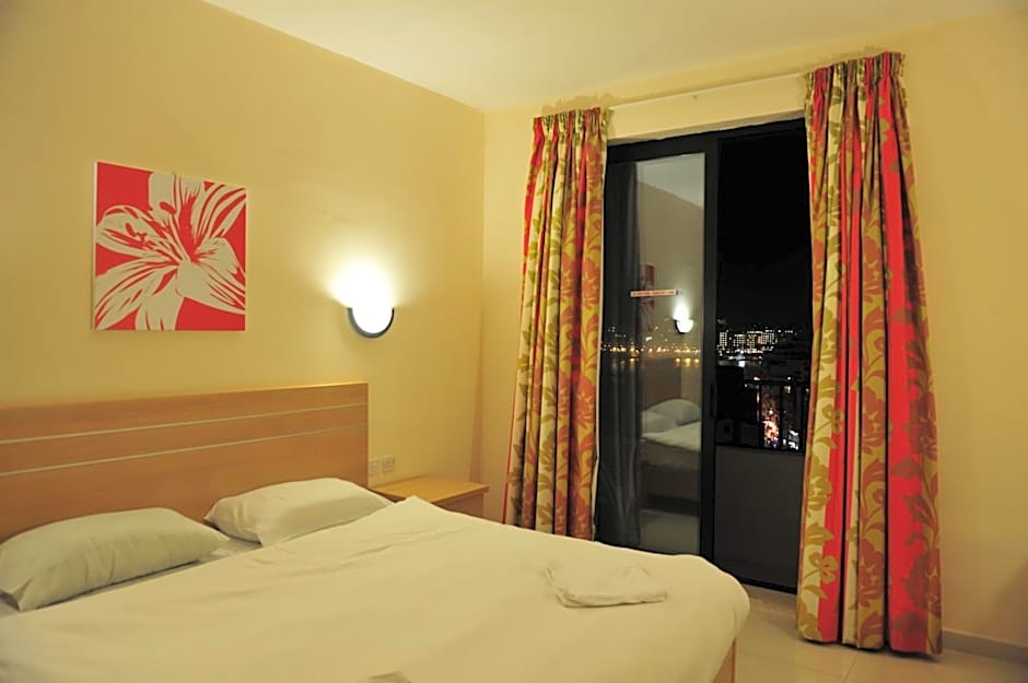 Dean Hamlet Hotel
