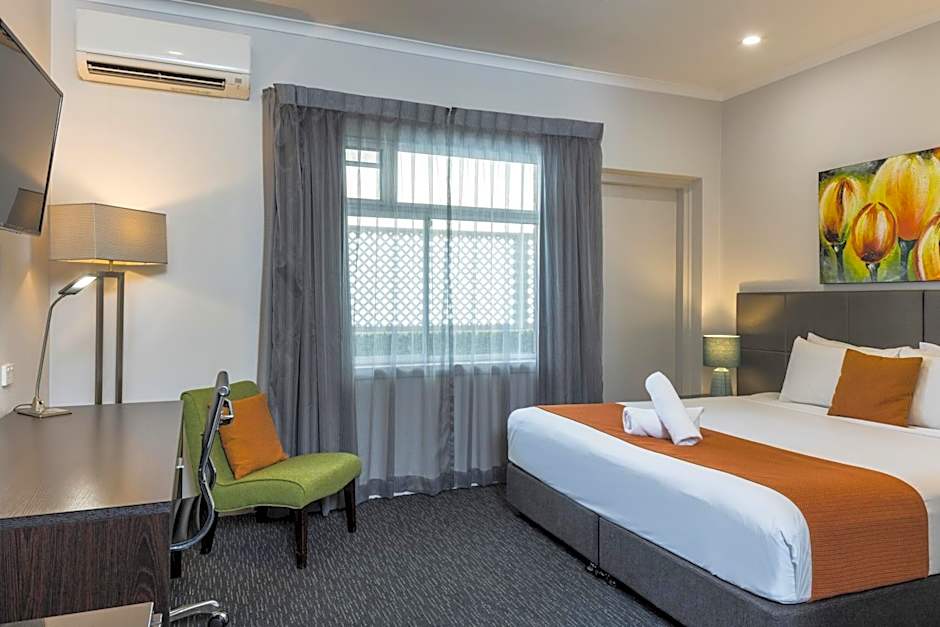 The Abbott - Boutique Hotel