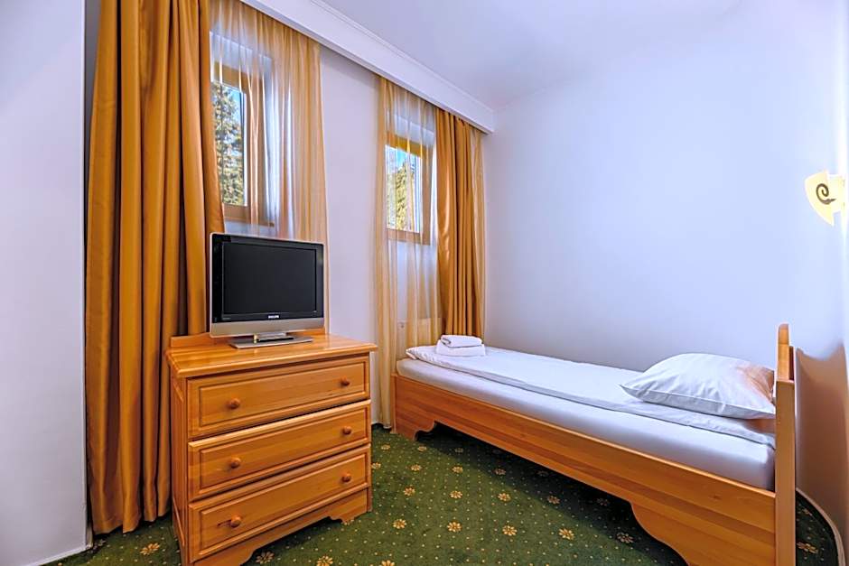 Hotel Casa Viorel jacuzzi & saunas