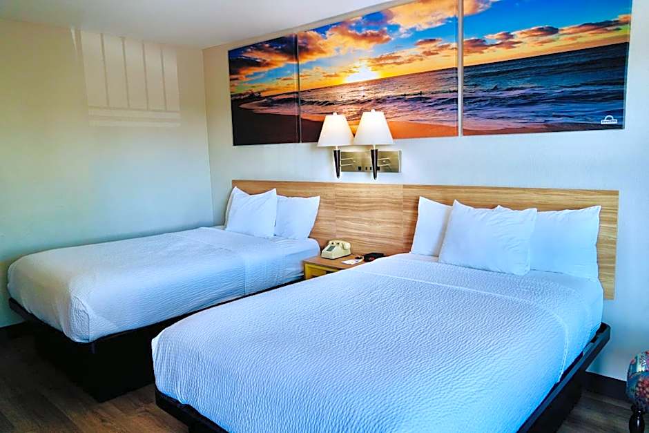 Days Inn by Wyndham Anaheim Near the Park