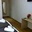 Hostal Barcelona Travel