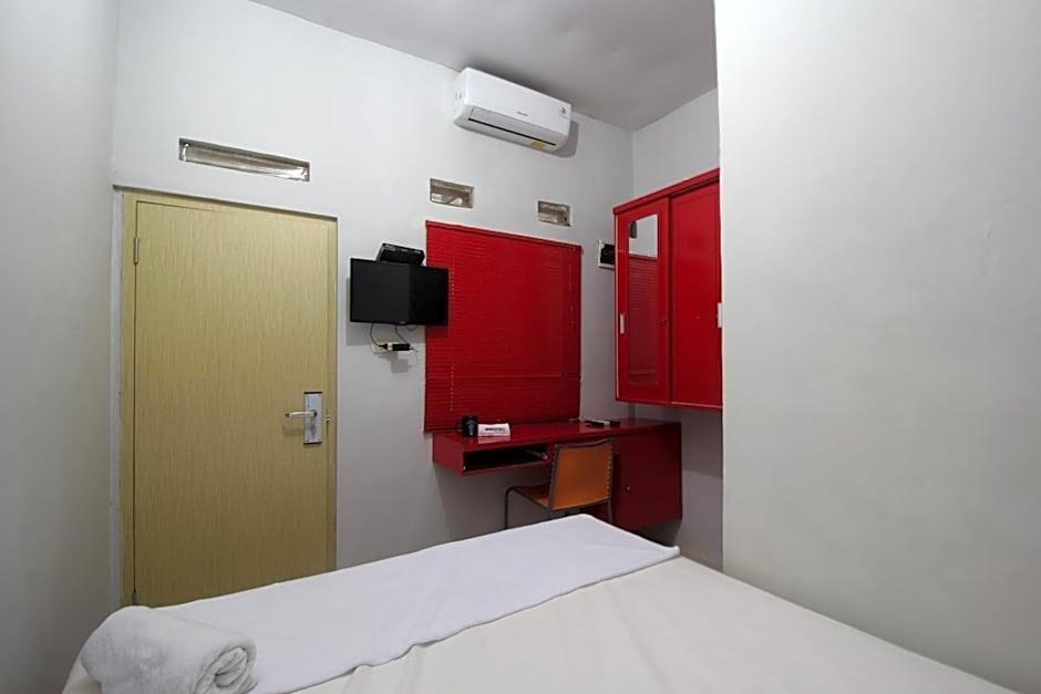 OYO Life 2273 Pratama Homestay