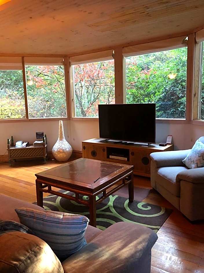 Linden Gardens Rainforest Retreat