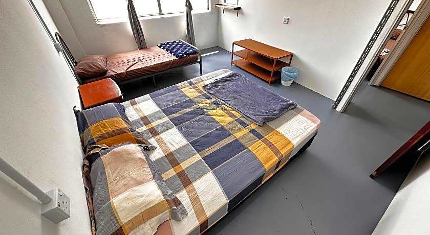 Jiaxin Dormitory Puteri Wangsa