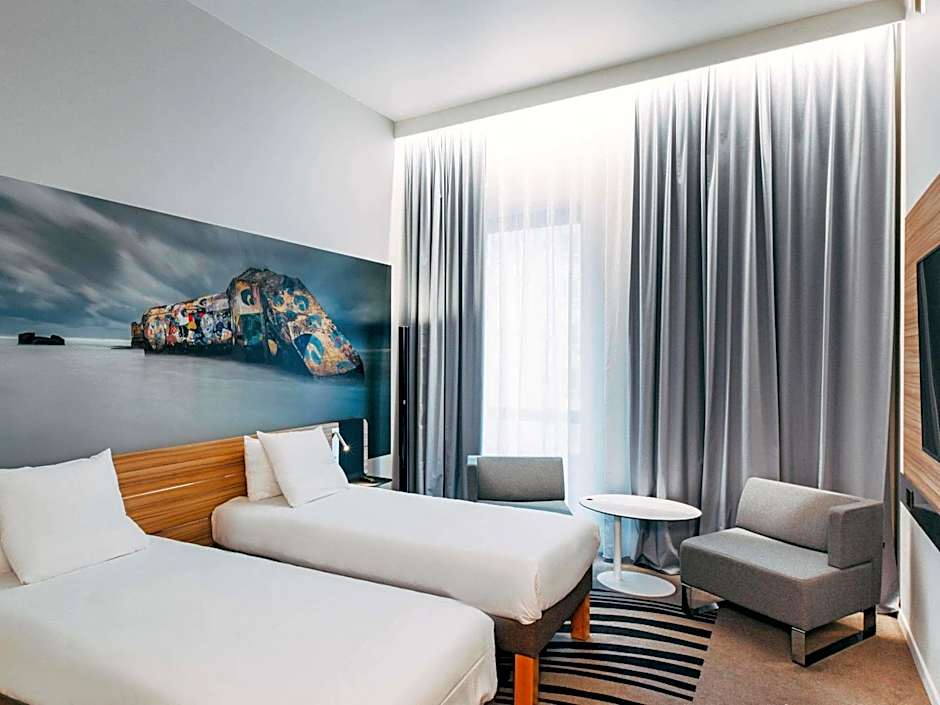 Novotel Paris Coeur d'Orly Airport