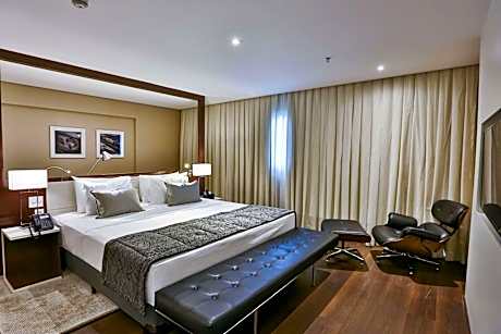 1 King Bed, Suite, Nonsmoking