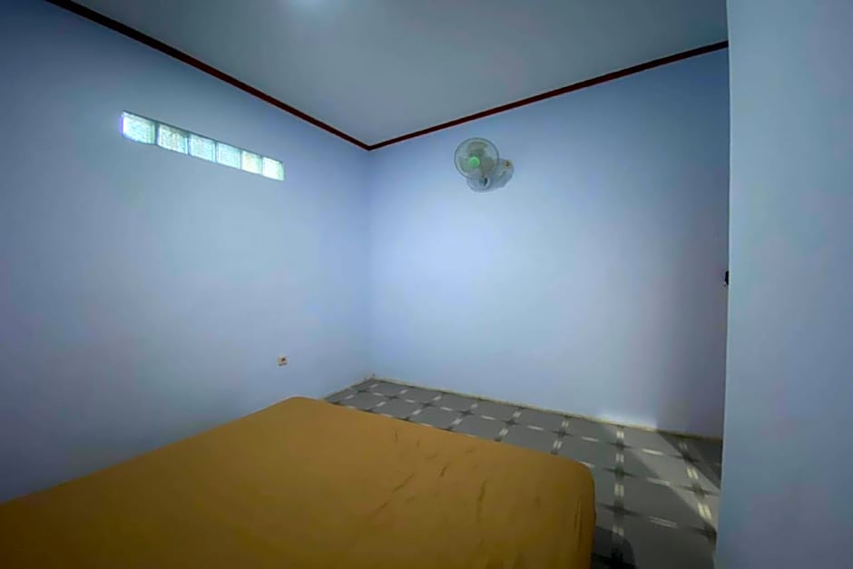 Hotel O Penginapan Melati Tanjung Near Kantor Pengamat Pengairan Tanjung