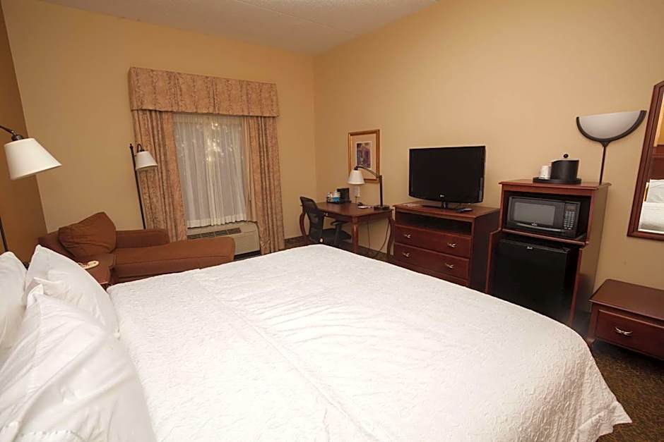 Hampton Inn By Hilton Oneonta, NY