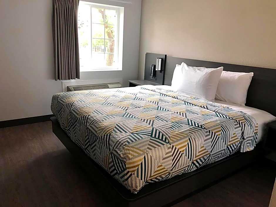 Motel 6 Tulsa, Ok - Central