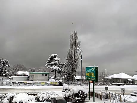 Harbour Light Motel