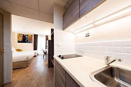 Standard Triple Studio