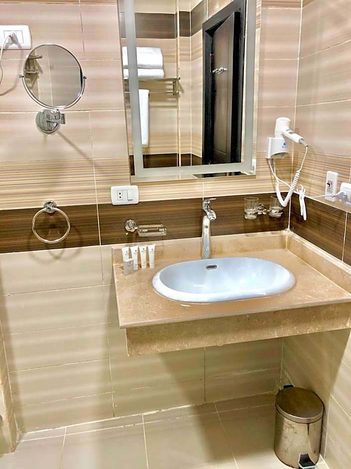 Jewel Dokki Hotel