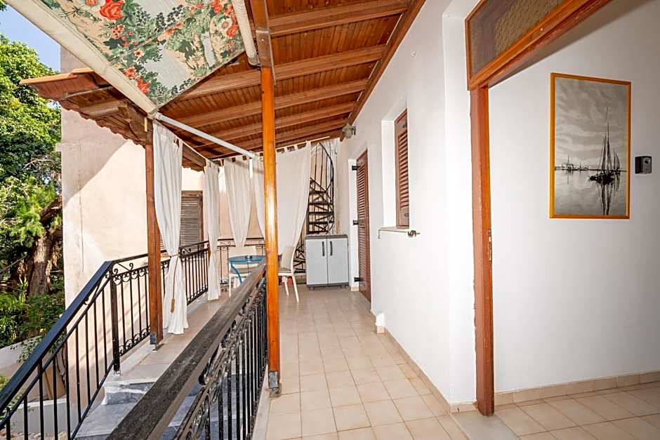 Aegina Town Cozy Escape