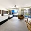 Pullman Reef Hotel Casino