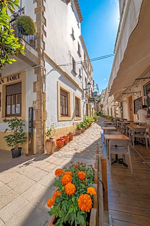 P&R hostals Can Tort