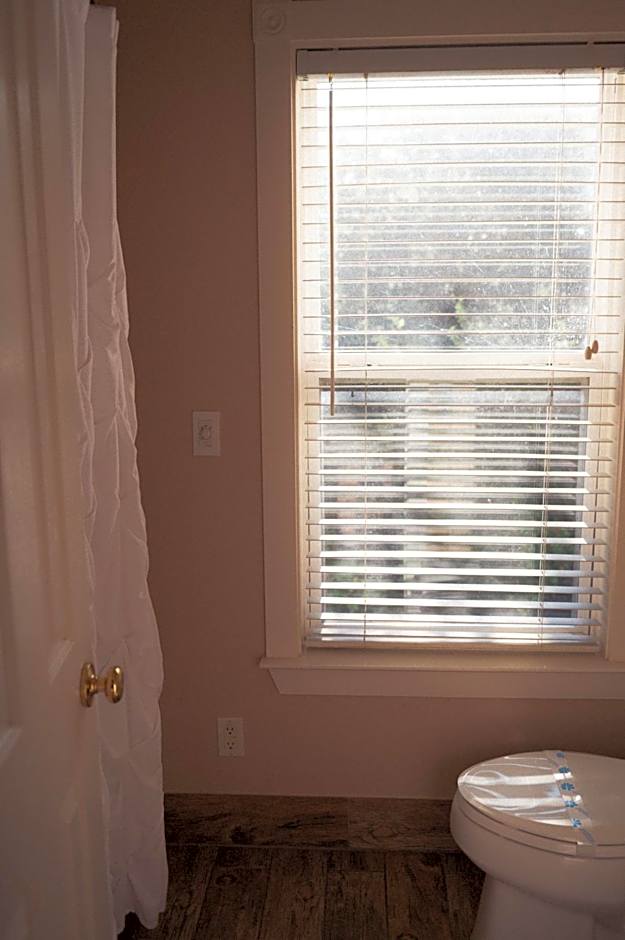 Gruene River Hotel & Retreat