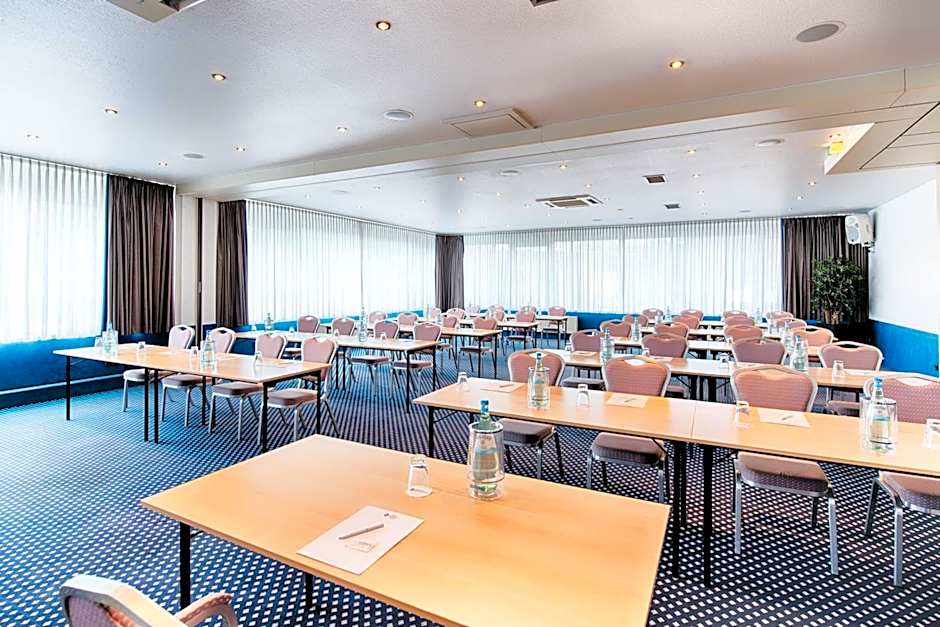 Holiday Inn - the niu, Stream Monchengladbach by IHG