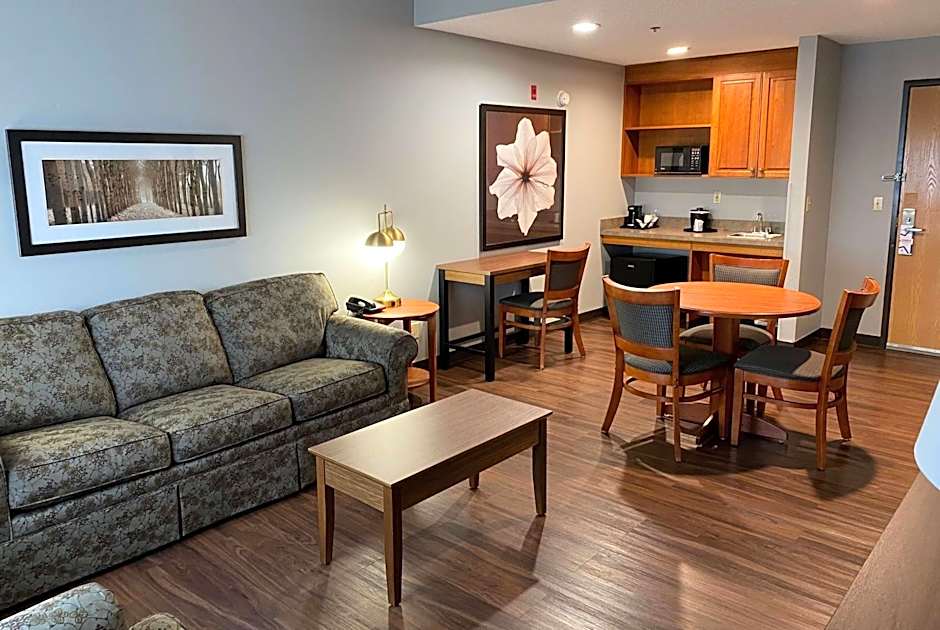 AmericInn by Wyndham Chanhassen