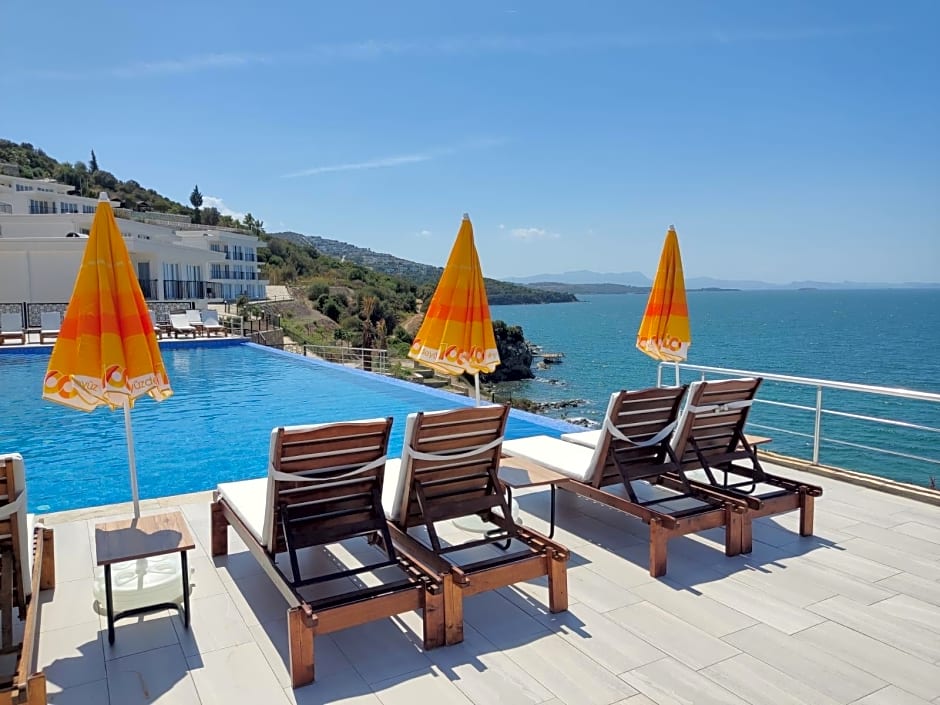 Ni Marin Hotel