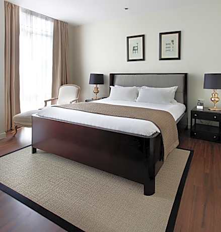 Four-Bedroom Royal Suite