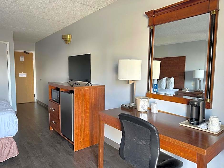 Travelodge by Wyndham Welland