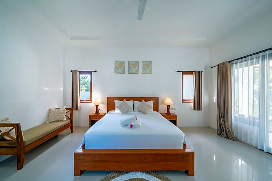 Nusa Indah Onai Hotel