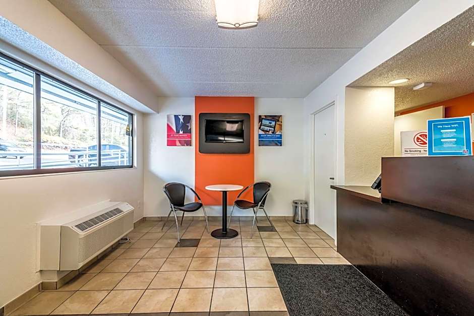 Motel 6-Birmingham, AL