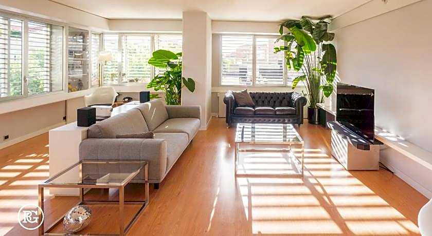 Apartmentos Eurobuilding 2