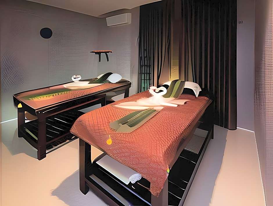 B Hotel