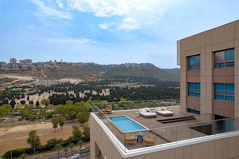 LEONARDO PLAZA HAIFA