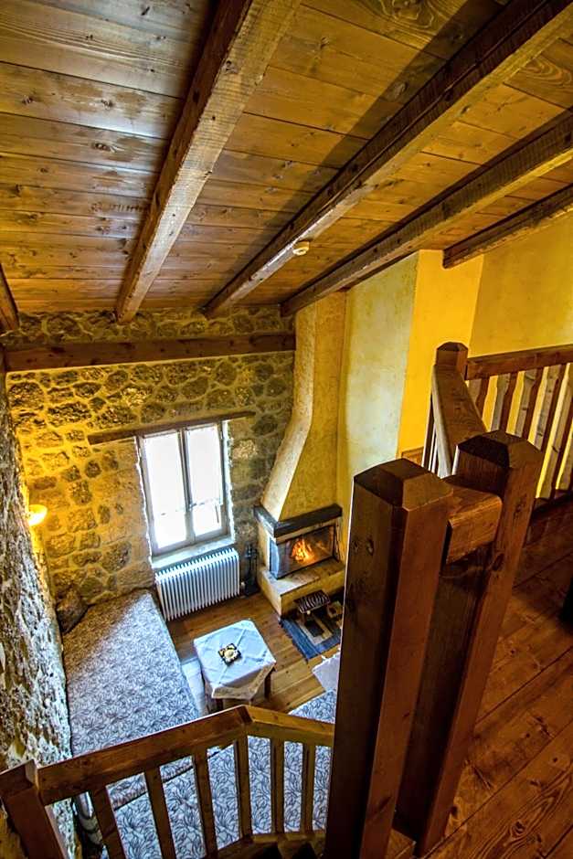 Pigi Tarlampa Hotel