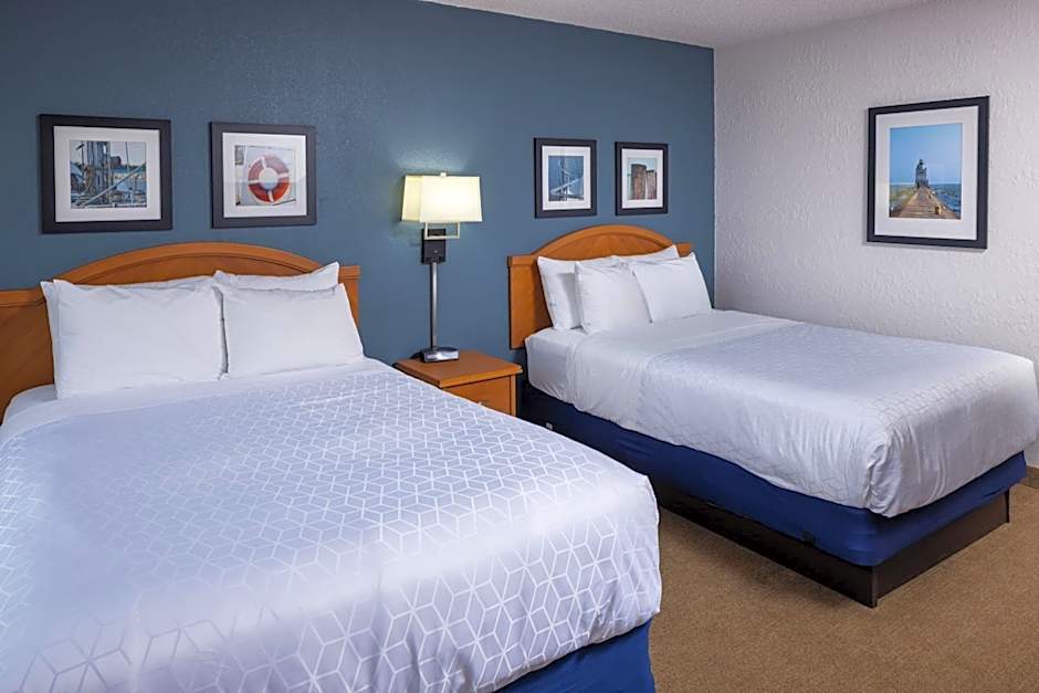 Harbor Town Inn